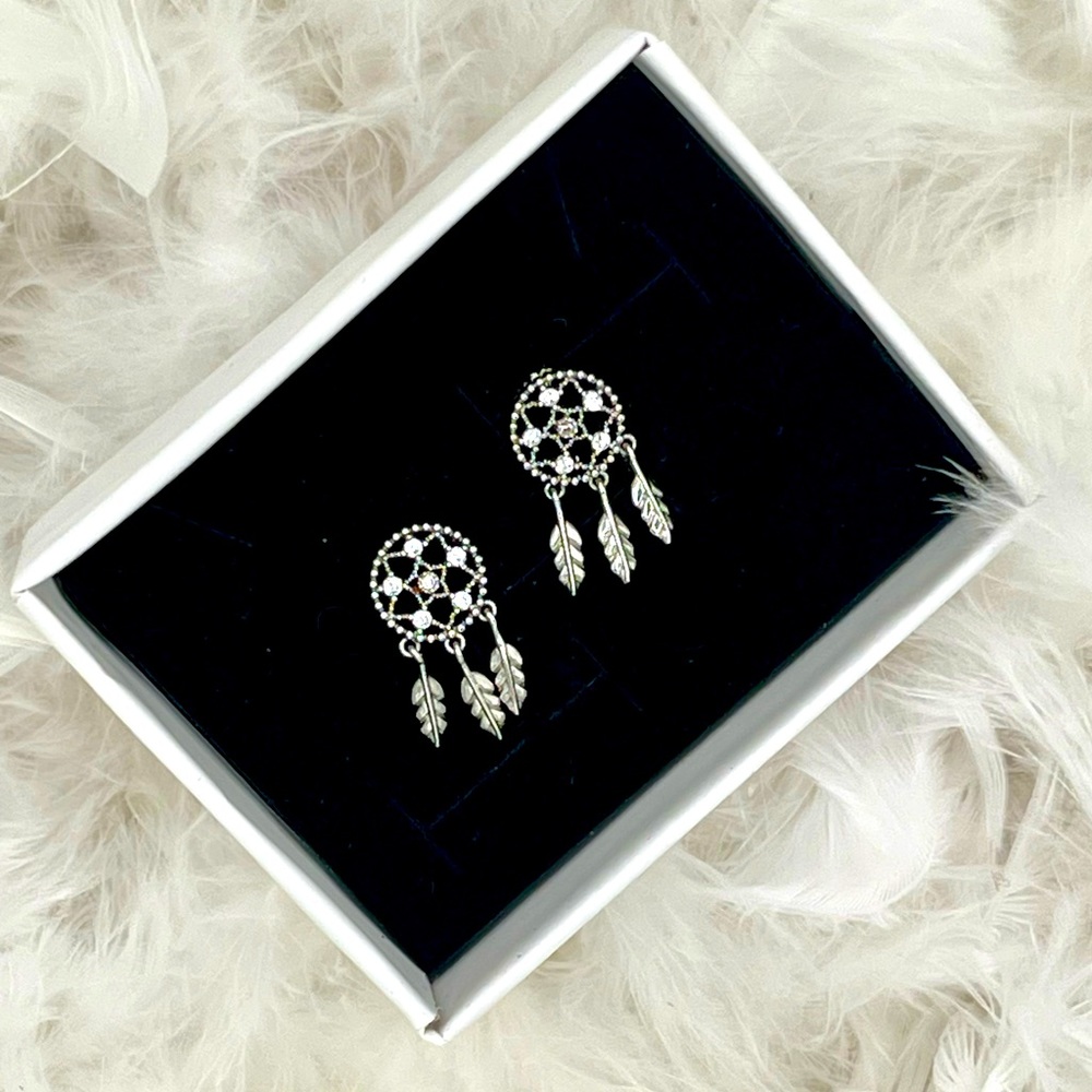 Dream catcher stud earrings